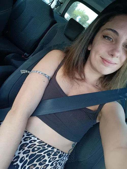 Love to use this top on sunny days by Lovely_AliceG