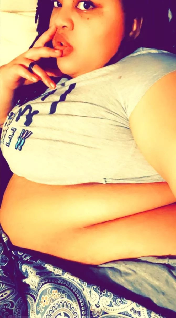 Old pic, but what do my eyes say? 😊 posted by ParadoxTheEnigma