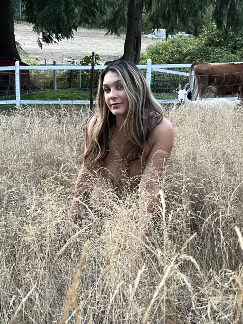 Out on the farm with no clothes.. by Pregnantgoddess20