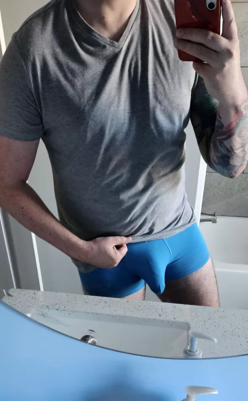 These unds are gonna show my junk all through my jeans all day... dms open by Massive_Ad6903