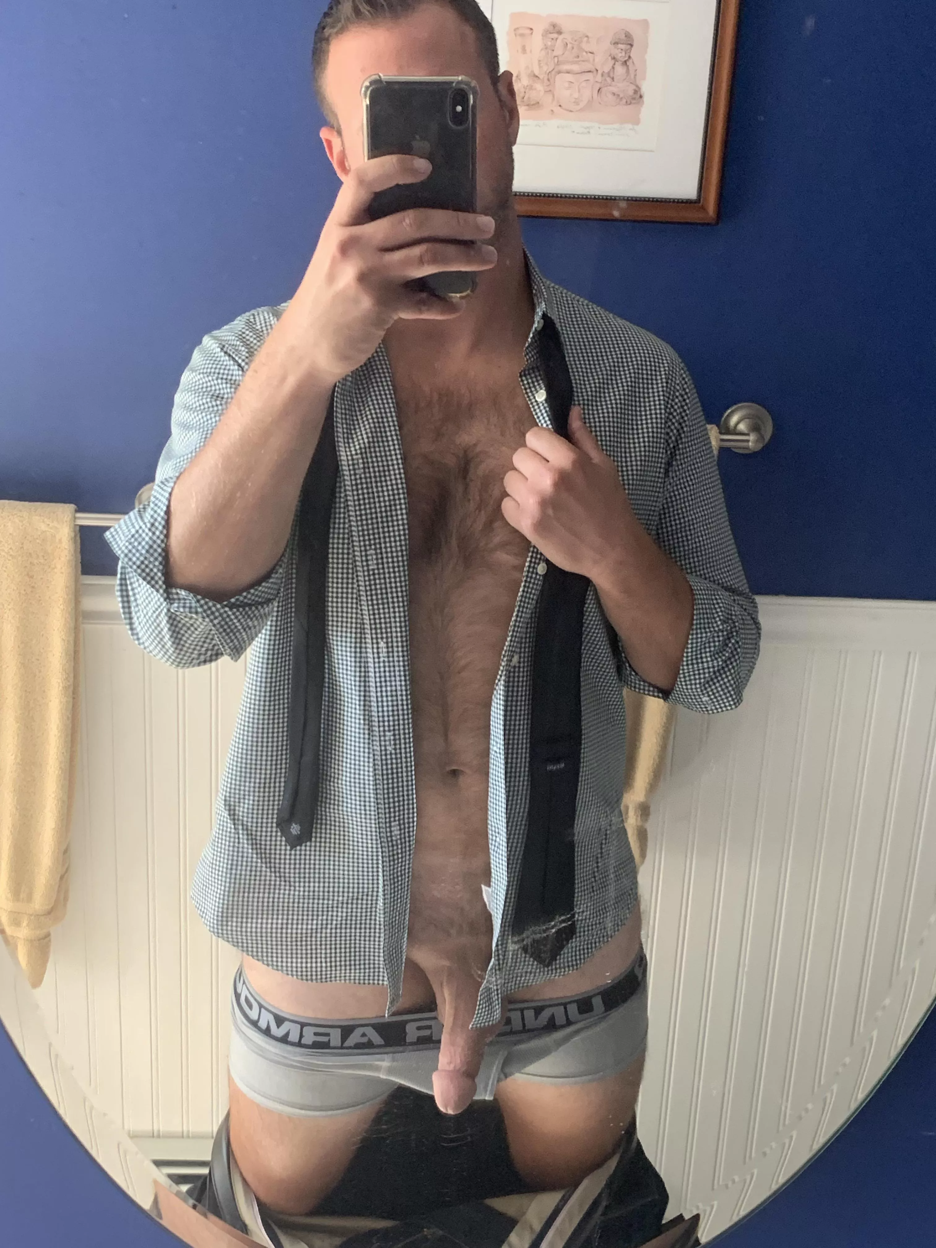 [40] would you rather me take everything off, or leave it on while we have some fun 😏 posted by Dreammaker614