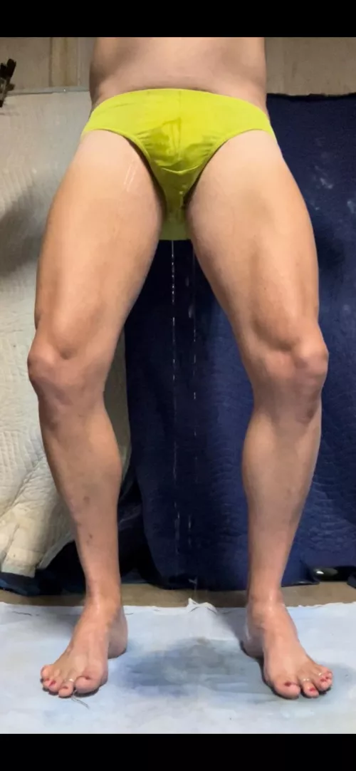 A nice still shot during my underwear pee… by shavedprince