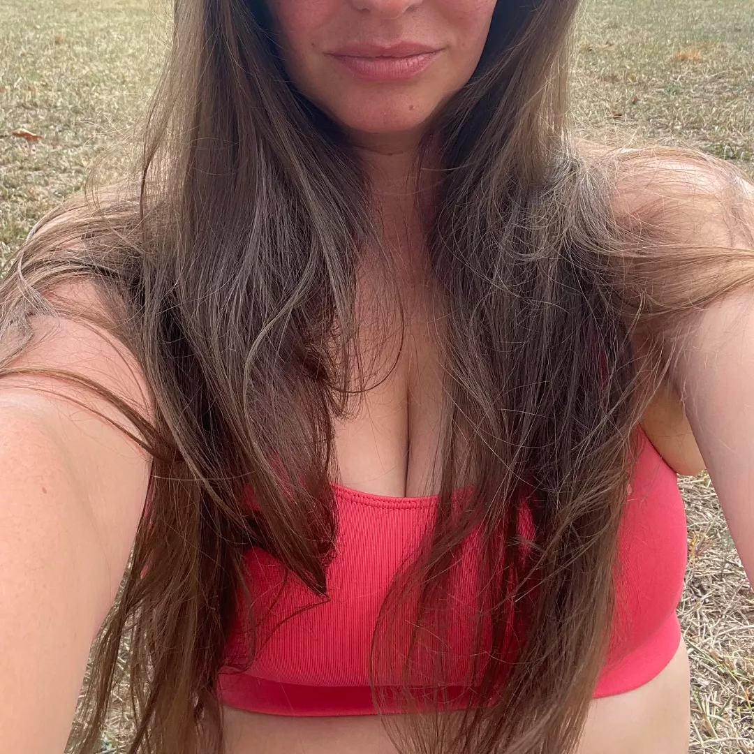 Brunettes give the best head posted by mysteriousone1050