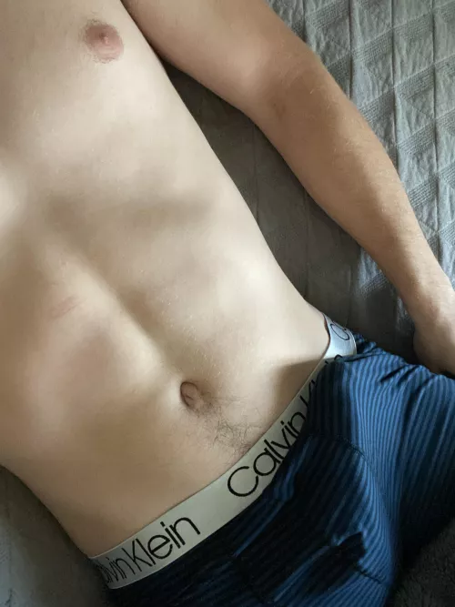 Couldn’t keep it in there much longer after this pic by DiscoDoorknob