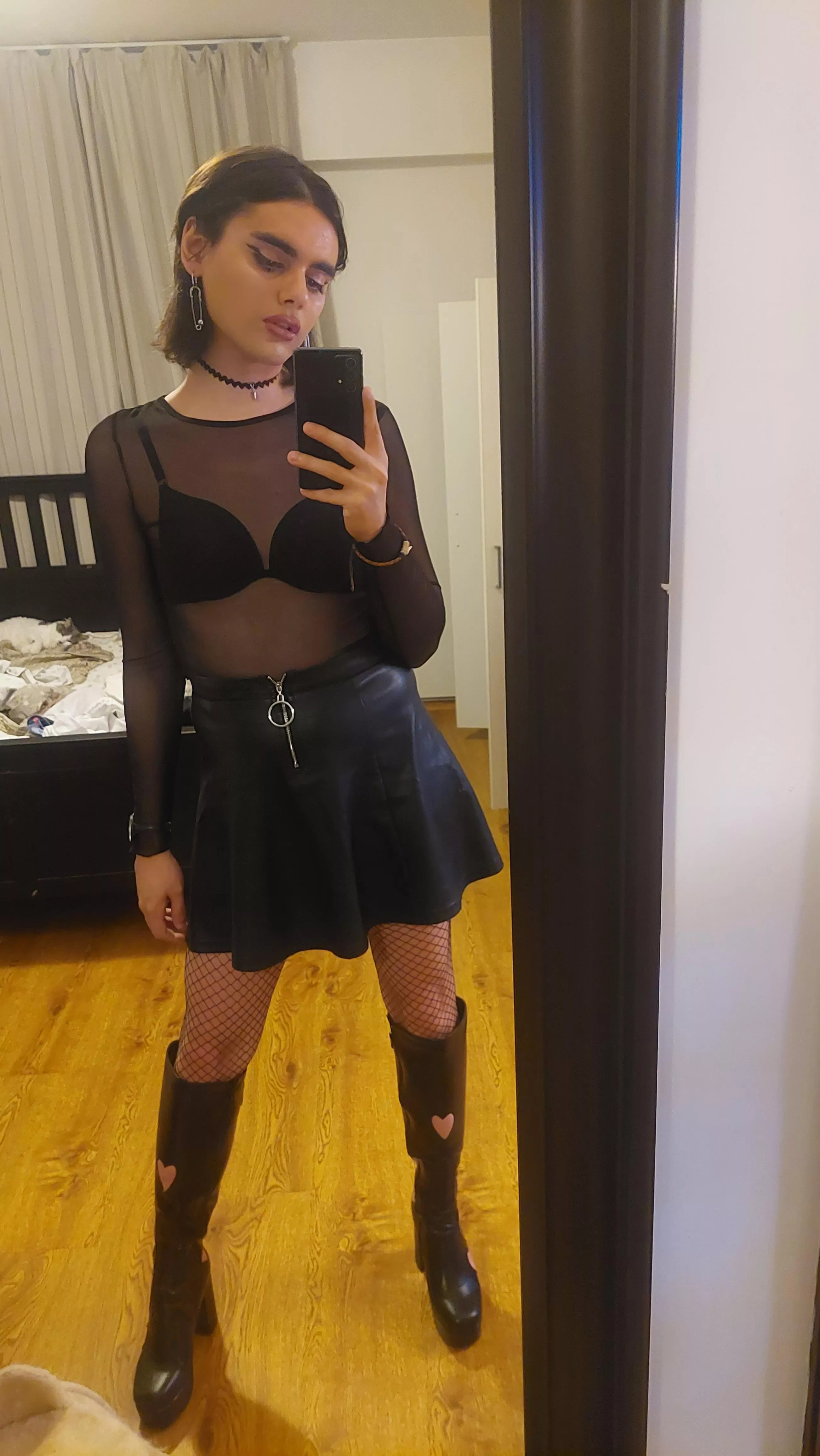 Do you feel the attraction? posted by OliveLaStrada