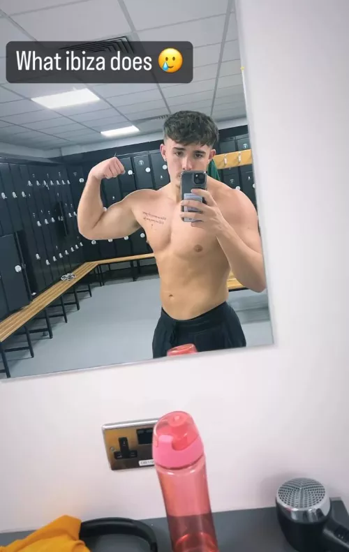 felt cute. might delete by miserablythirstyst