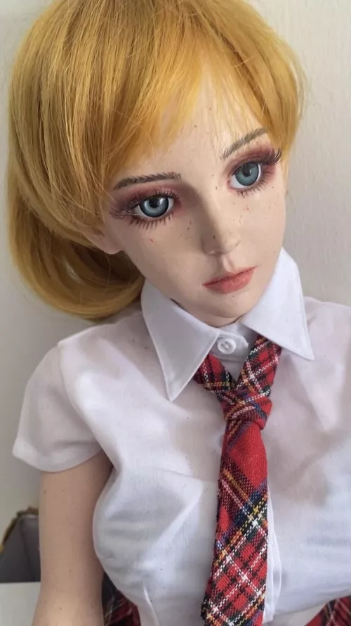 How to wipe away stains on doll face??? by JayMassimo68