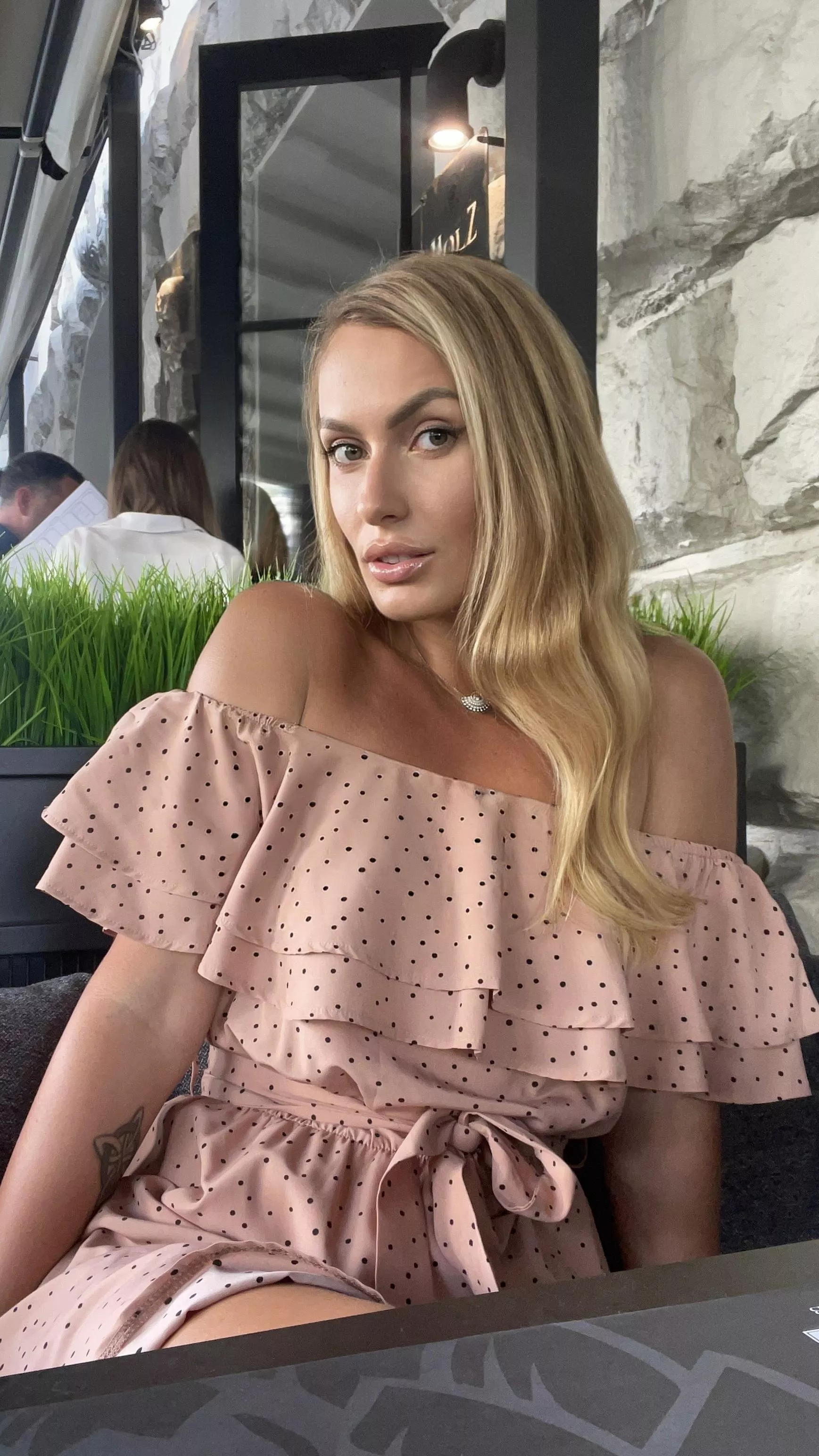 I wonder if you me :) posted by shortattach