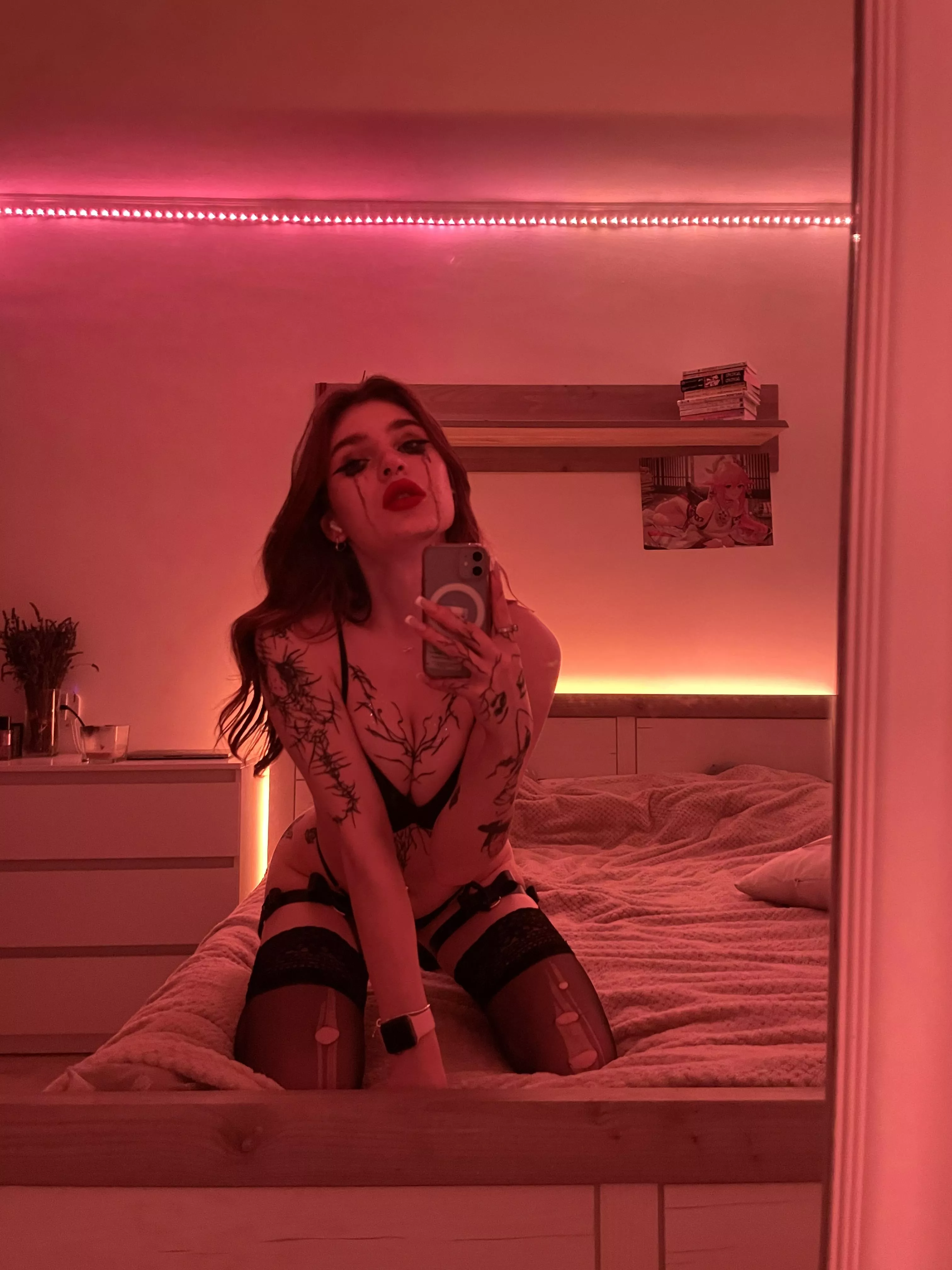 i’m good at playing night games, ‘d u play with me? posted by Silent_Goat3079