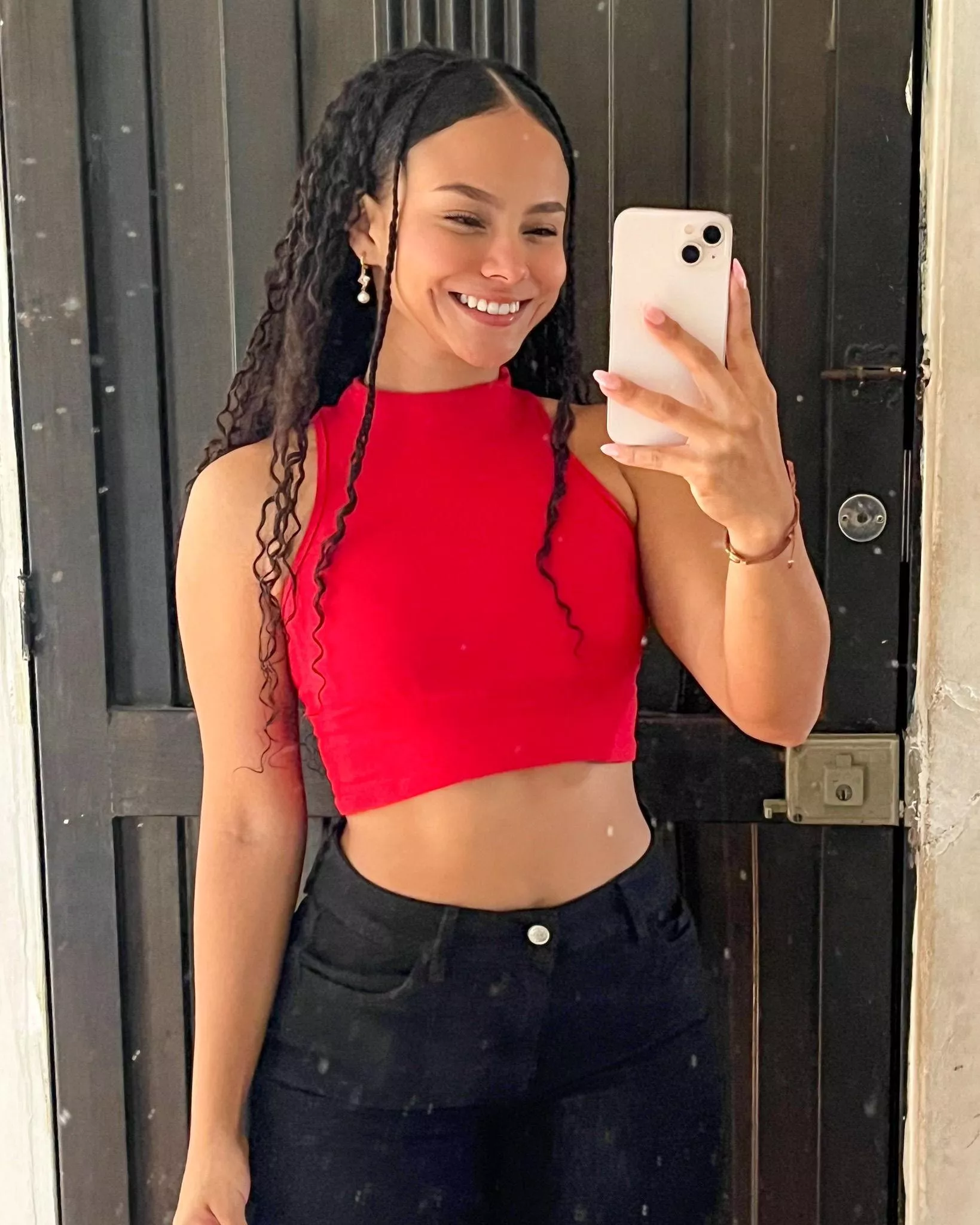 IUTR posted by ILoveSmilinggBack