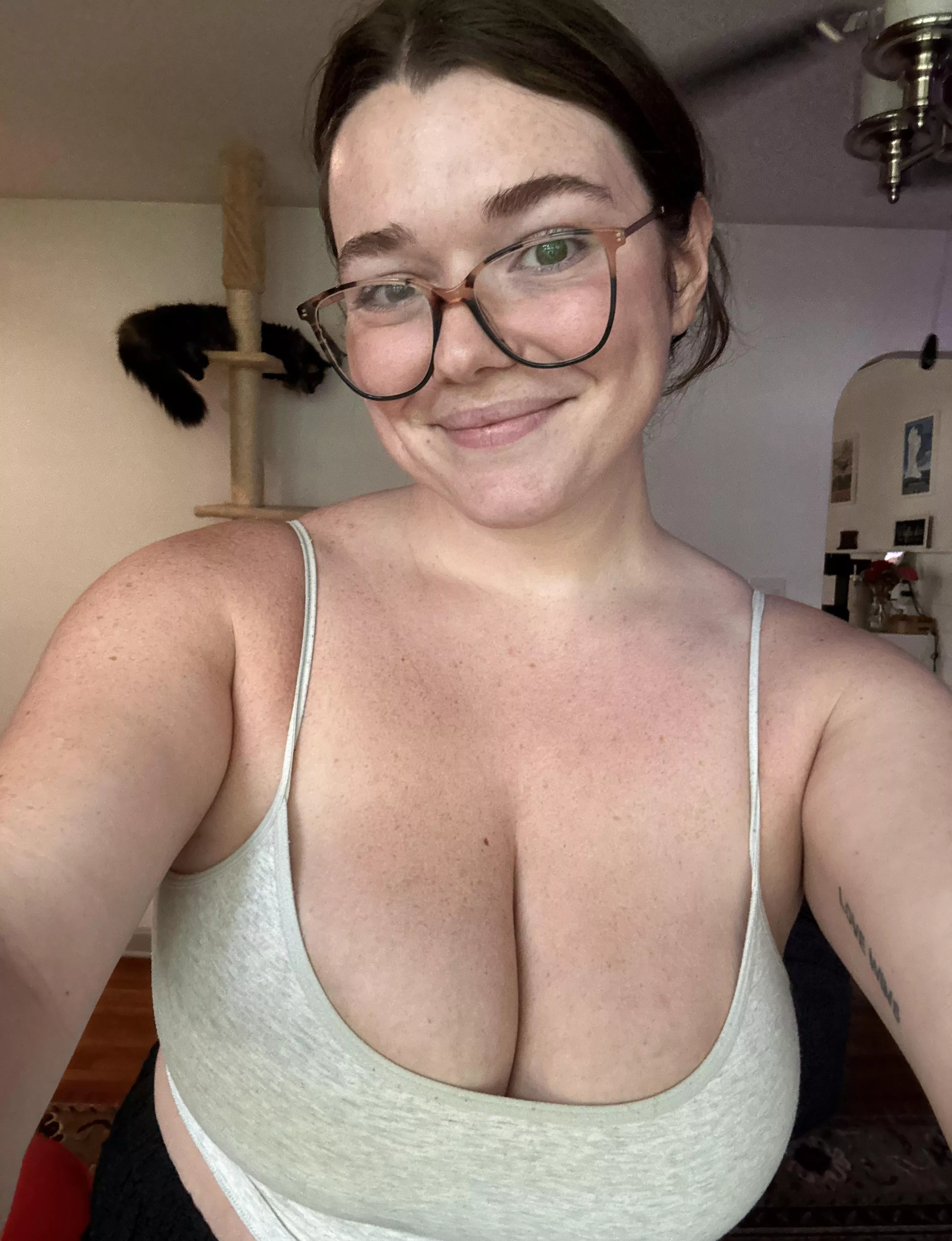 My dimples make me look innocent posted by ViggsH