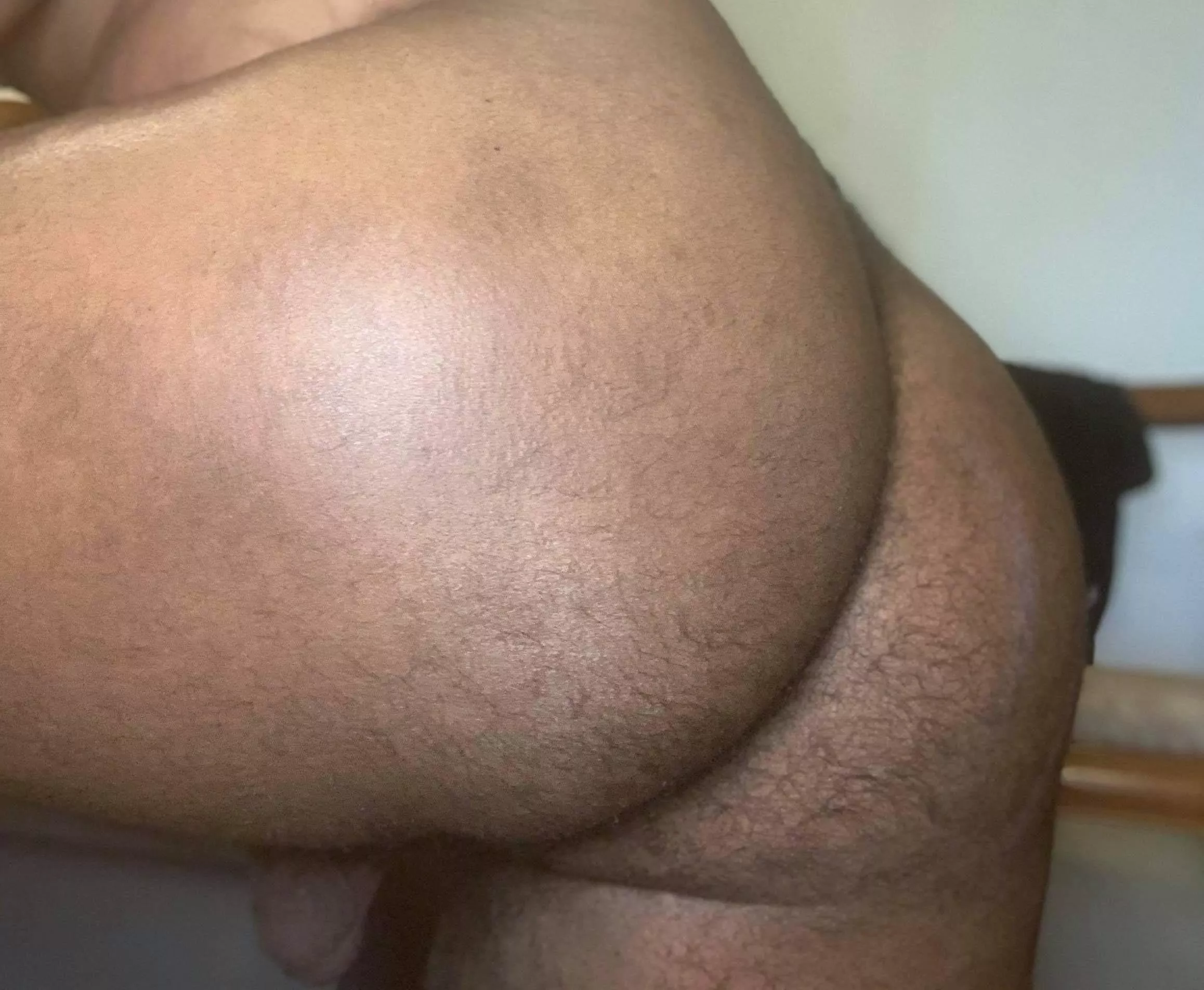 Peach Fuzz 😋 posted by Own-Squirrel-4714