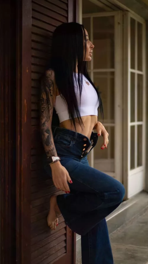 Raise your hand if you are nutting on me rn by NLHsmw