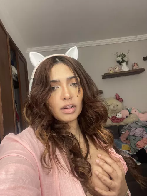 Seeking someone to unlock my untamed desires by muffleArtistry