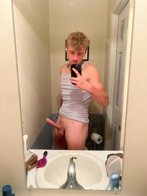 Upright by NoFile3881