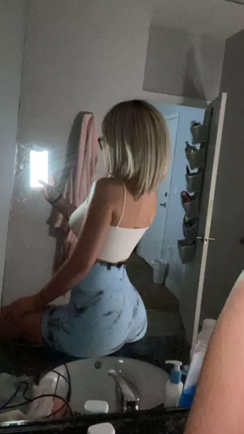 would u mind receiving these pics from ur 18 y/o neighbor? by Fair_Incident2696