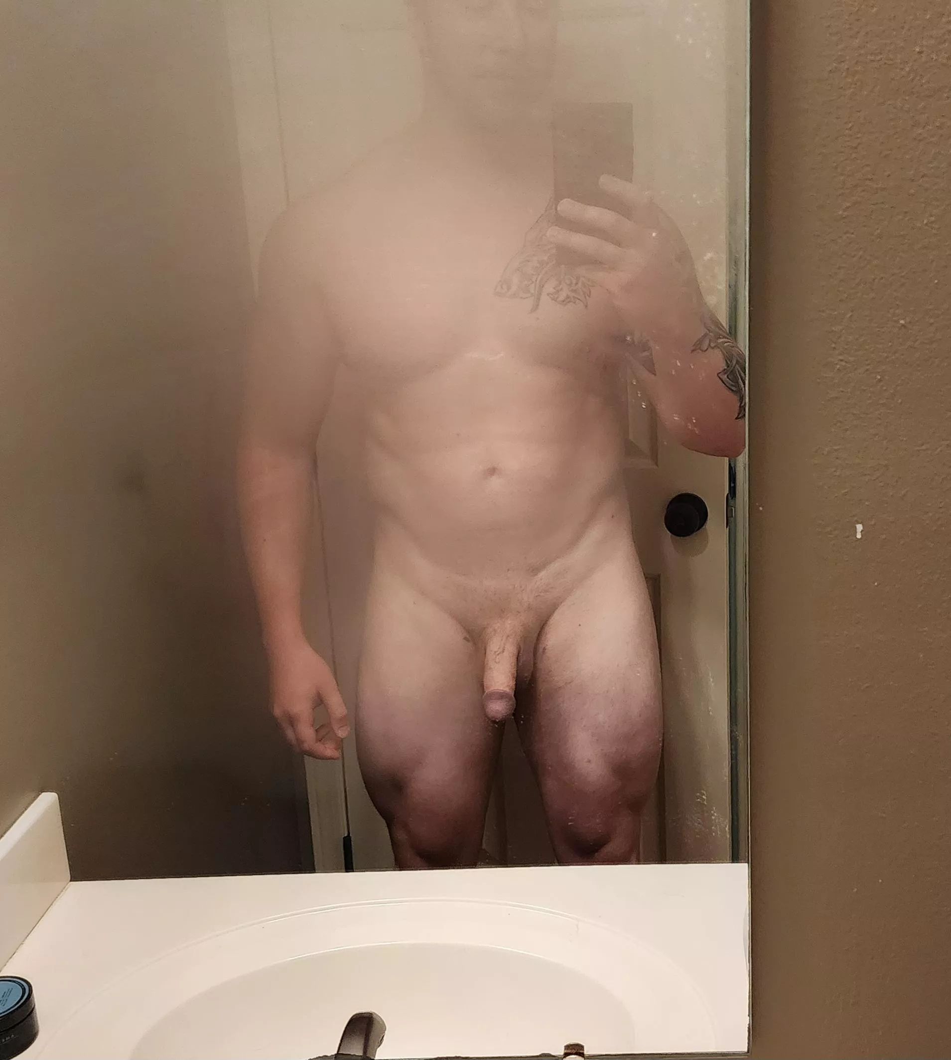 (30) Can you tell that I like leg day? posted by aaronkuran