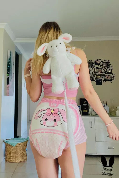 Daddy made sure I didn’t get lost on my walkies by teacupbunnyy