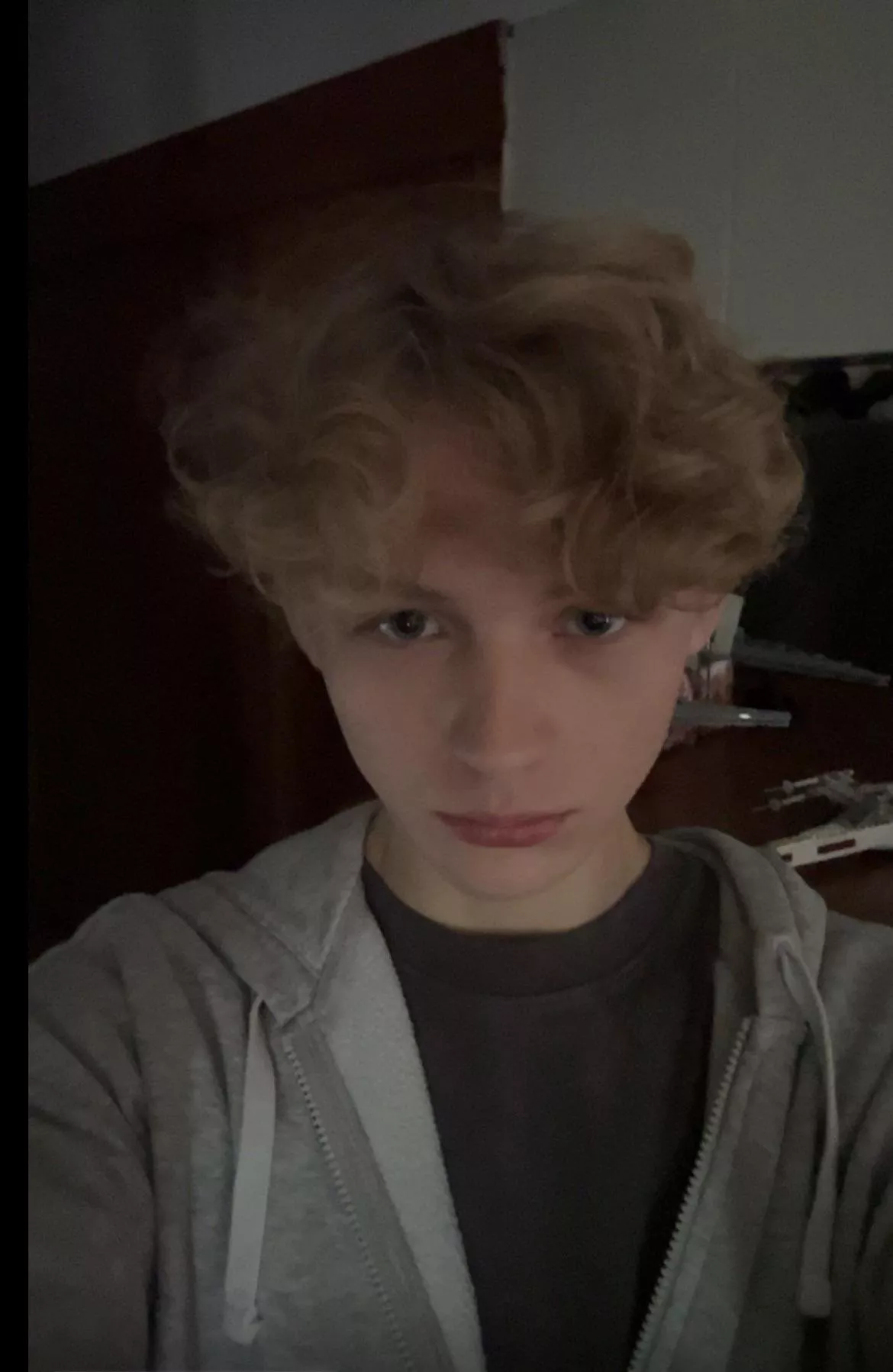 Do you think I’m cute? (18) posted by DavidD_19