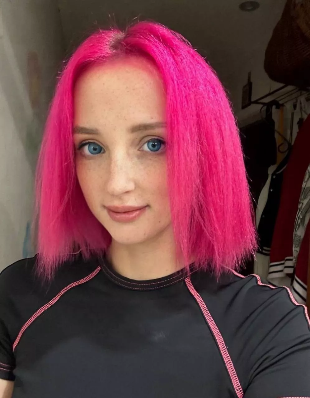 Girls with pink are the cutest posted by gigglesfresh