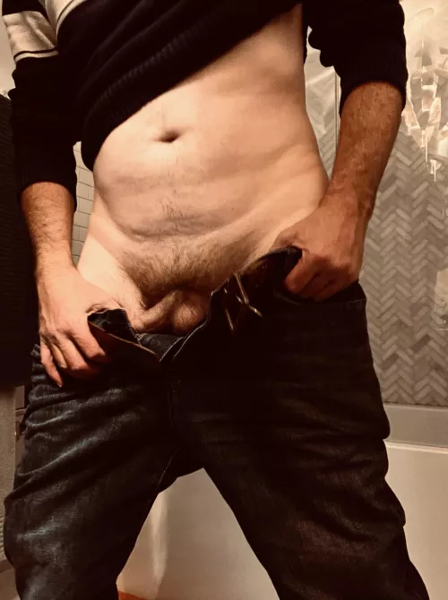 Going commando always gets me a bit riled up. Anyone else feel the same way? [42] by throwaway20221969