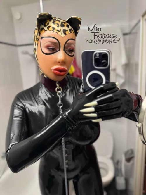 Happy world animal day 😽 by Miss_Fetilicious