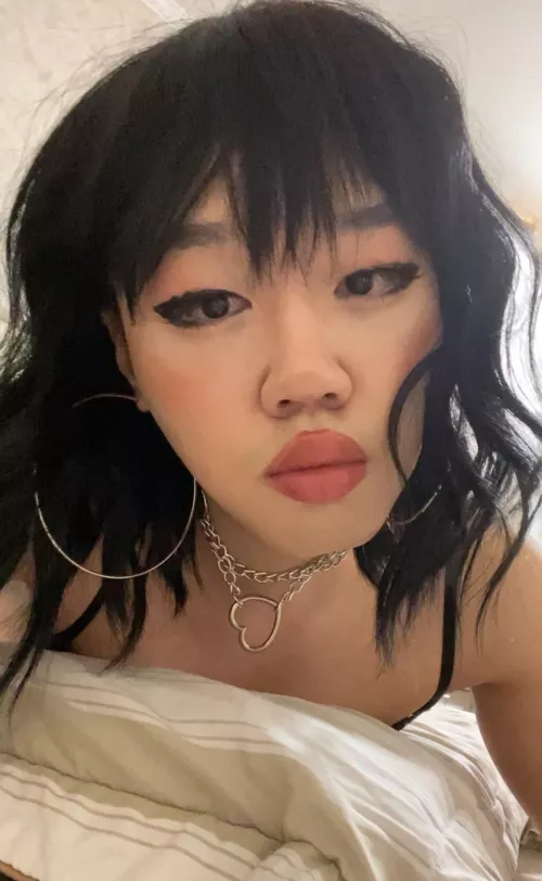 How do I look? :3 by BangBangGuy