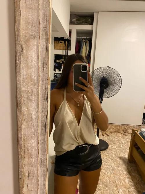 I might be young but I know how to make you feel good by New-You-279