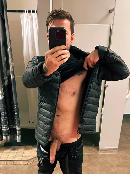 I need a bro to suck me off after the gym (35) by matthardney