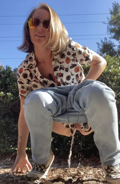 I’ll let you pee in my mouth if you let me pee in yours (: by SpitInMyMouth420_