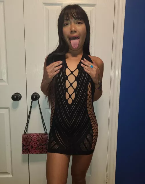 im such a needy filipina, i always want more ;) by asiandolldesires