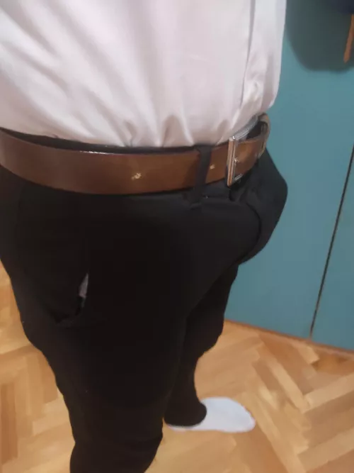 Is my bulge really noticable at work by PartyAcc