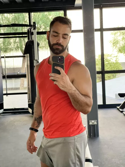 Just your typical shameless gym selfie by ProudHighlight5292