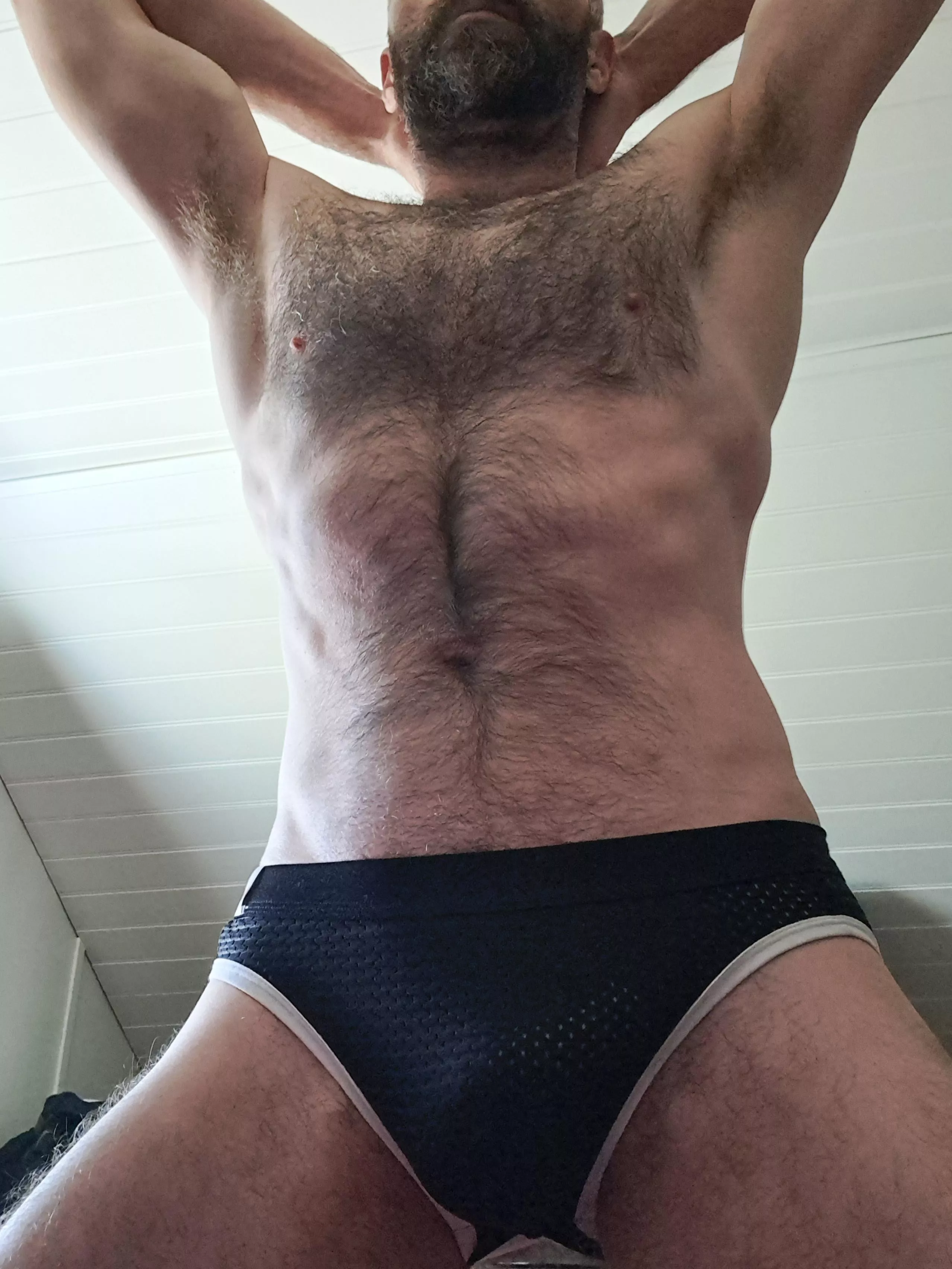 No deodorant 👅 posted by Gany-mede77