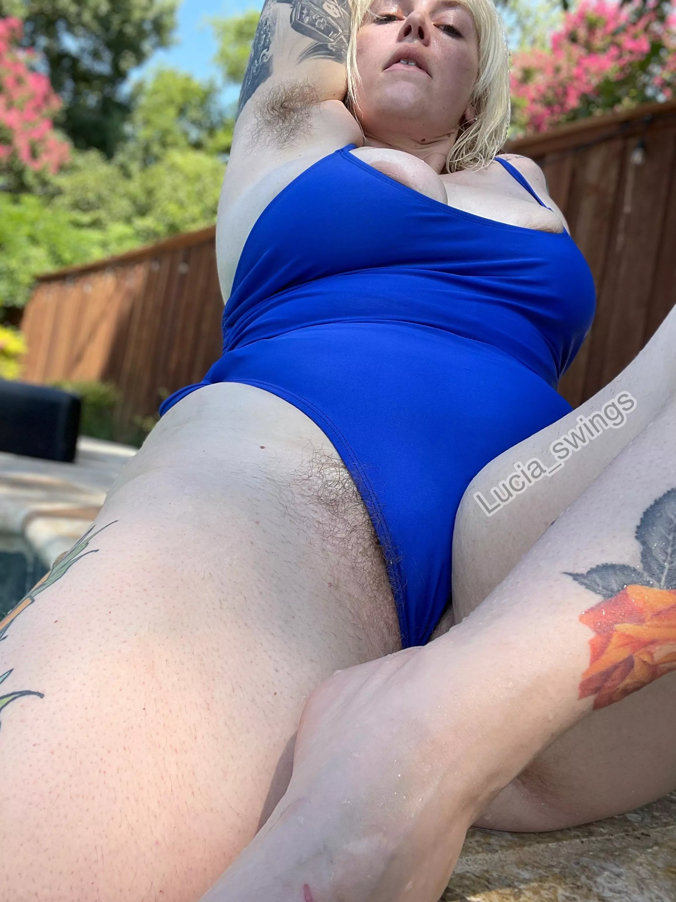 No shortage of [h]air for your mouth posted by lucia_swings