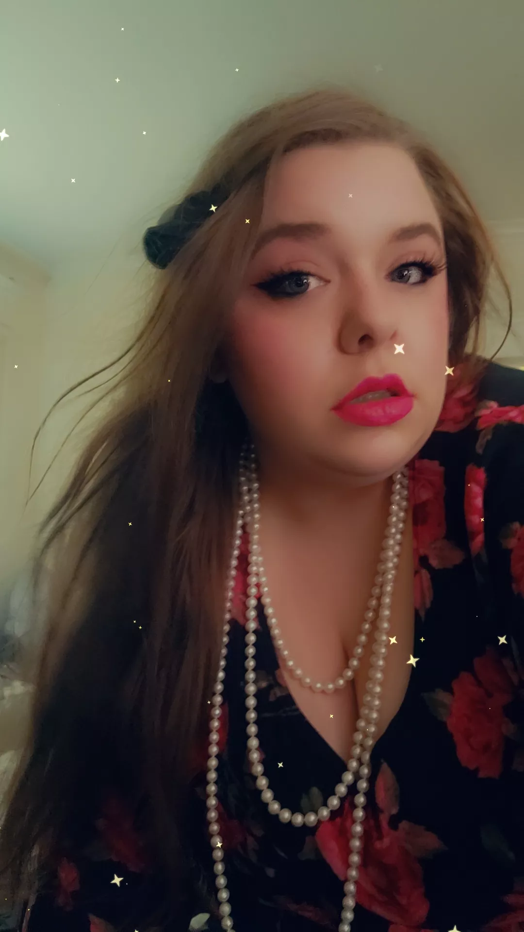 Recently single, distract me? posted by External_Tree6509