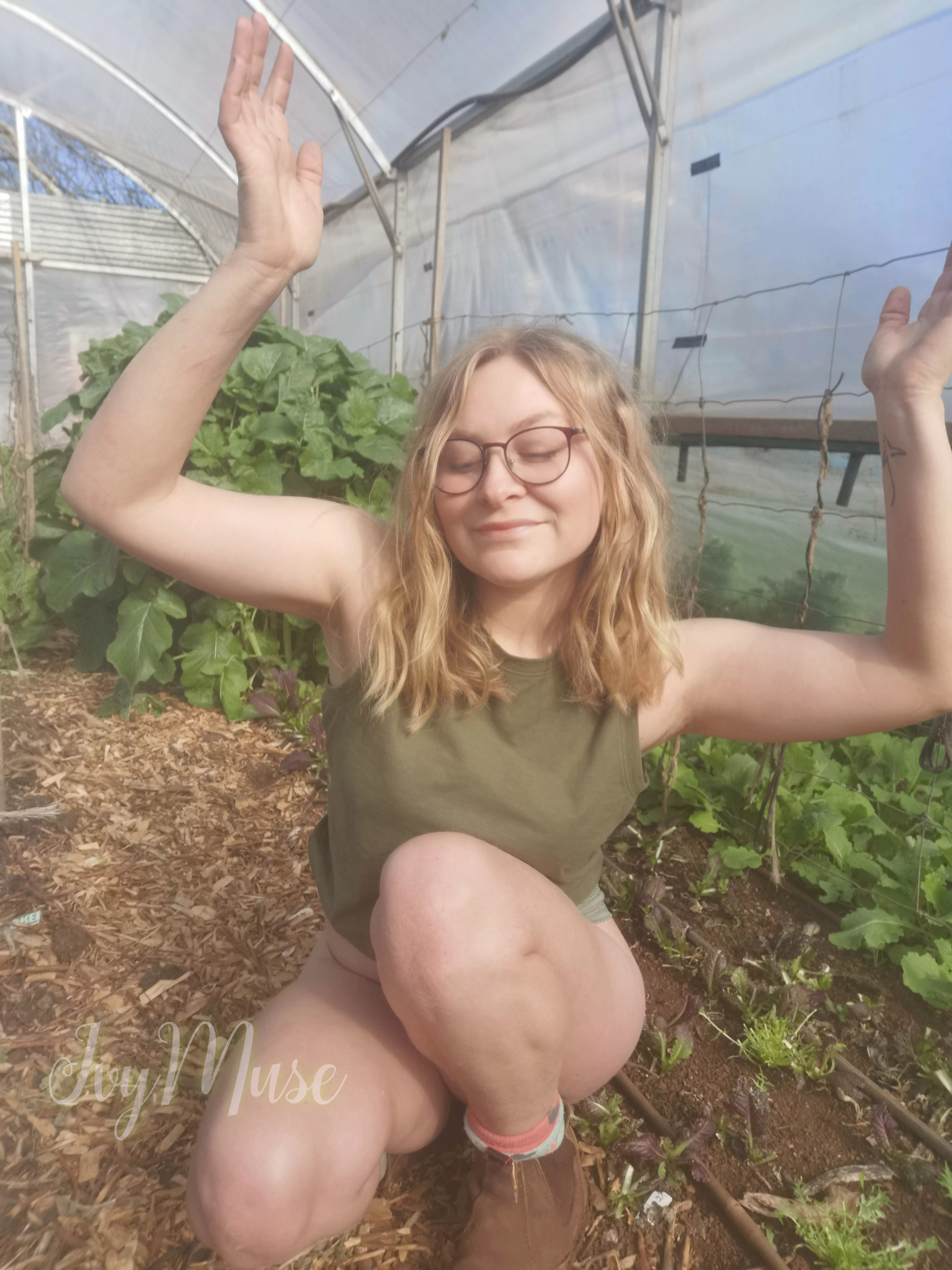 Spring time makes my heart sing and my pants come off posted by Ivy_Muse