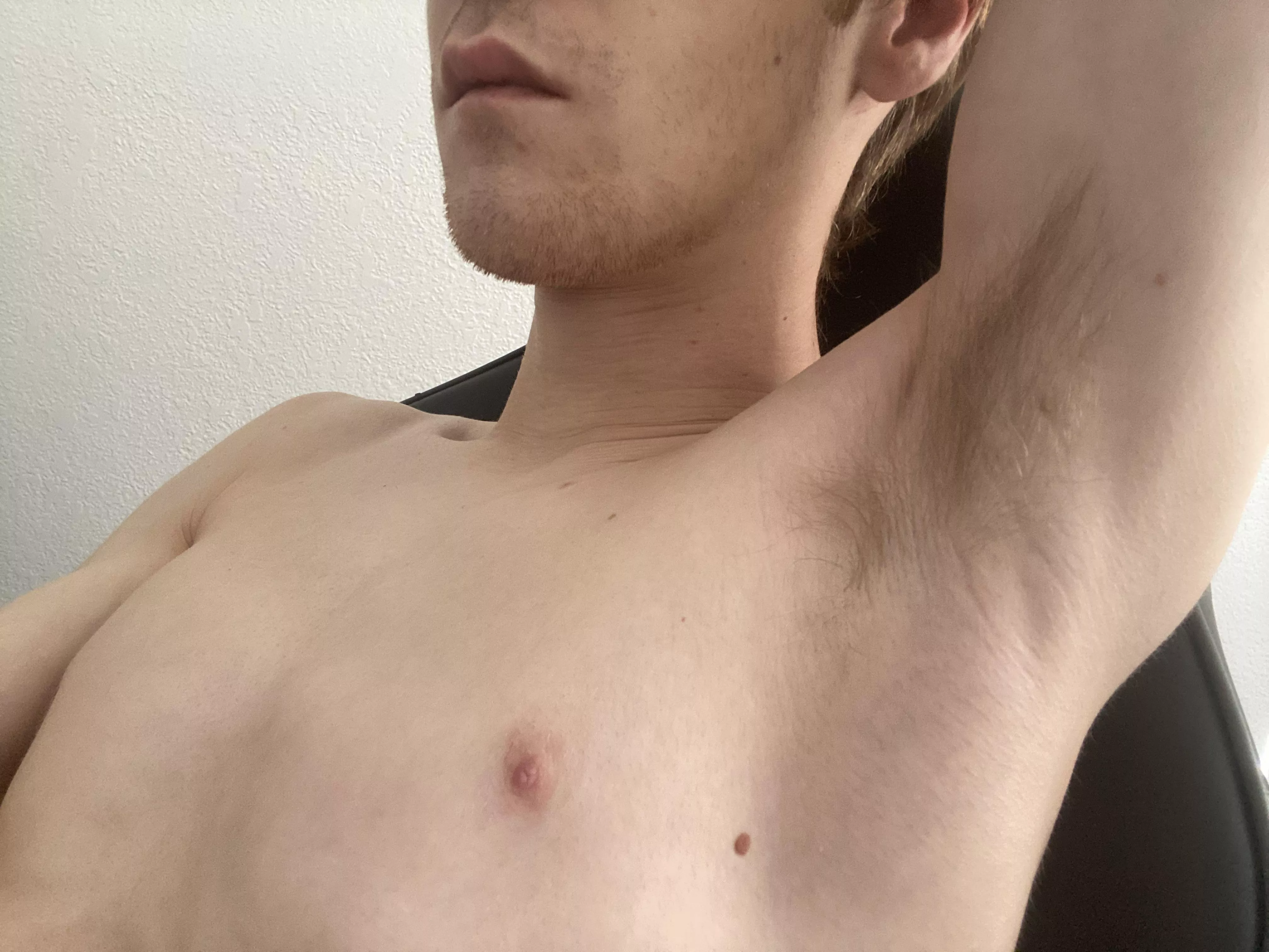 The musk in my office is so nice right now posted by hunghoncho-101