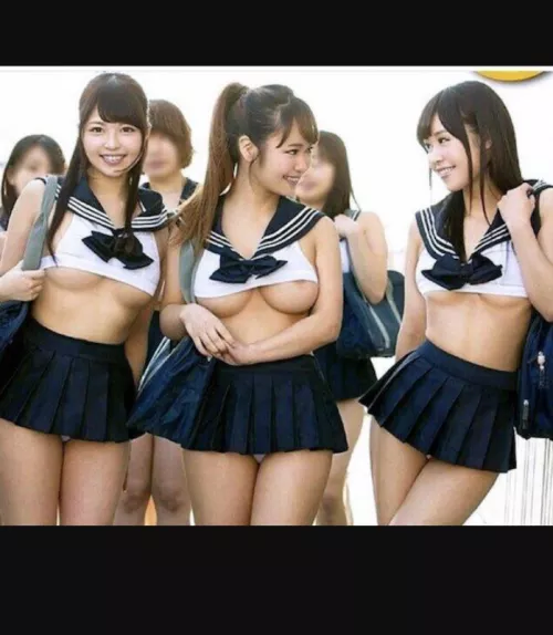 Under boobs by Chaturbater1