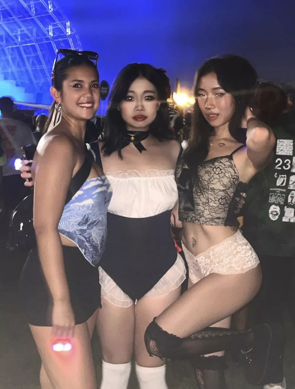 Which one are you Rave Baeing and why is it me? ;) posted by pumpedtheater