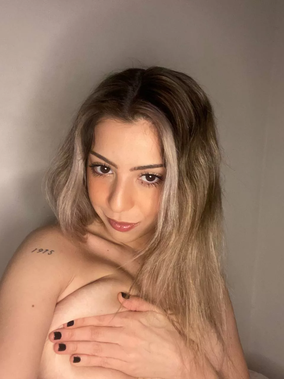 Will you be my reliever as a hand bra? posted by deliciousme9123