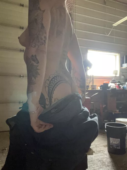 Can I change your oil? by ilovetortellinis