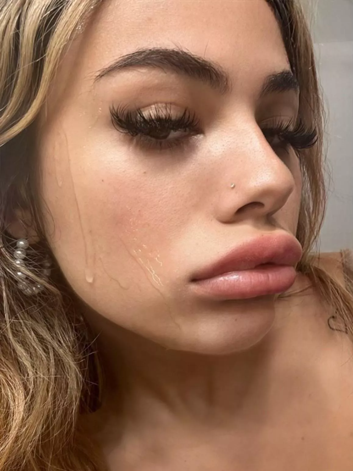 Do I look cute with cum on my face? posted by bunnilexiaa