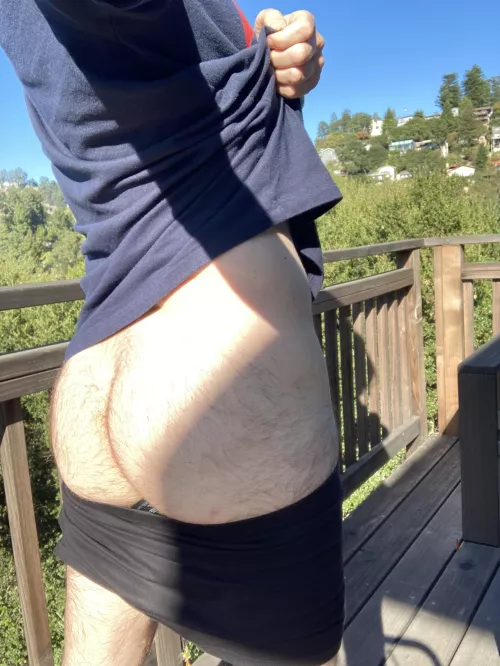 Enjoying the sun in California by finebotherme