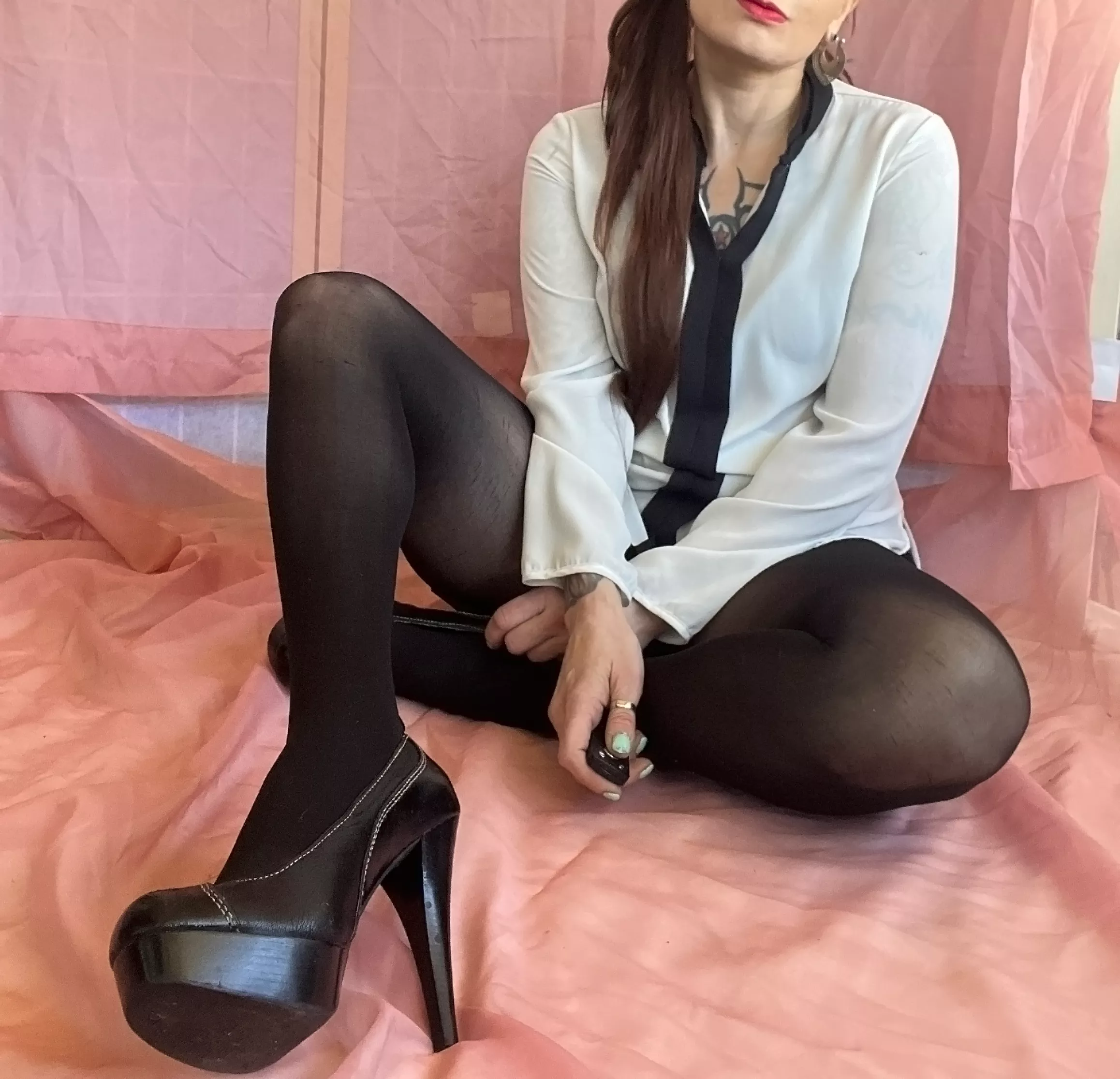 Happy Thursday :) posted by IndigoNovaa