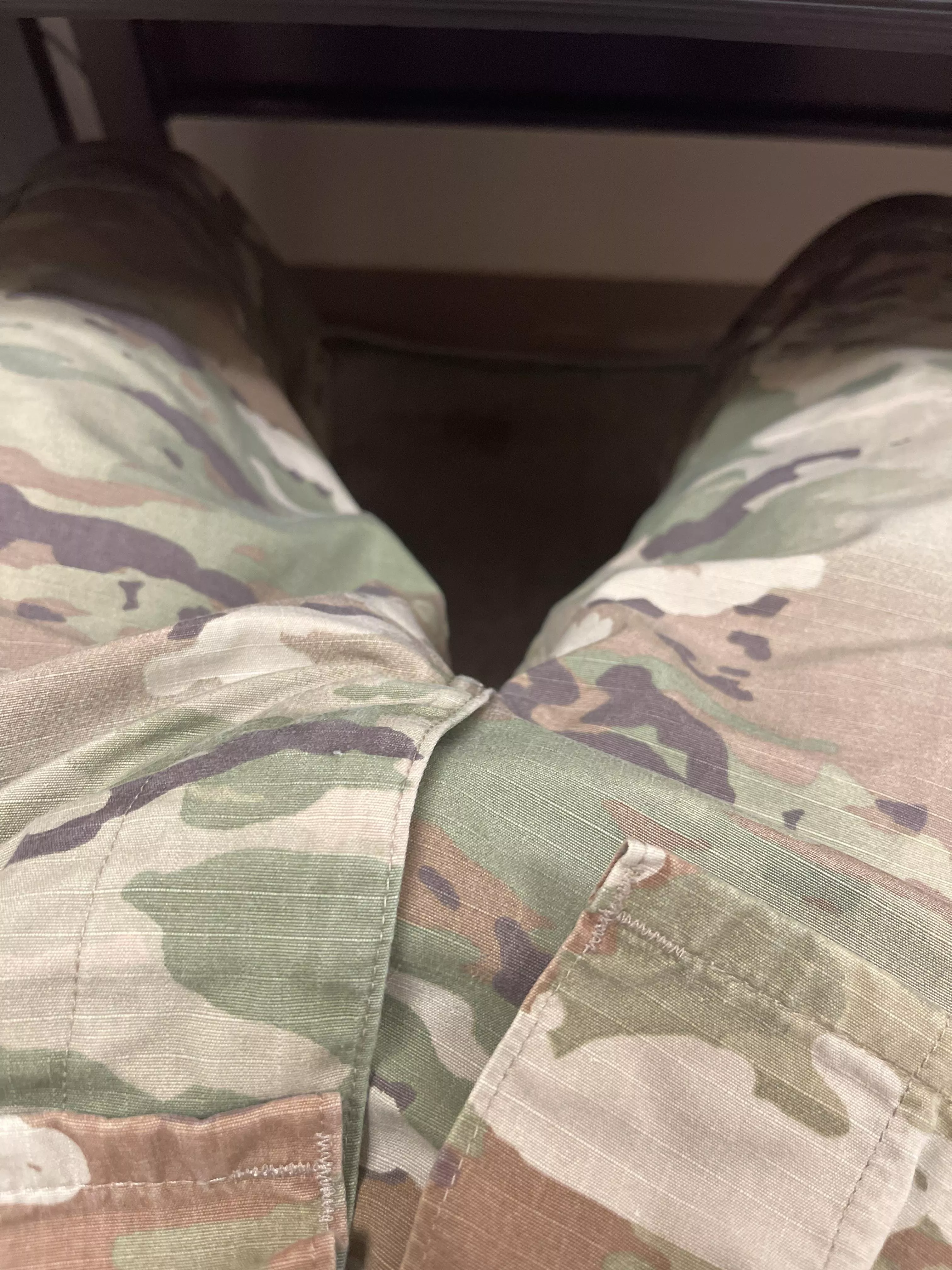 Horny af at work today 😭 -Hawai’i posted by theman6615