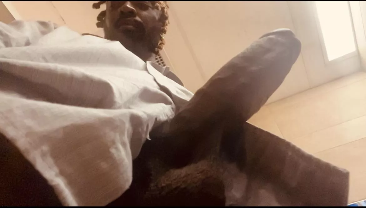 Horny at work and I’m the Supervisor posted by nakedassgoku