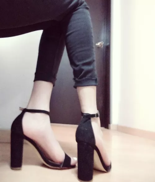 I wear this pair regularly probably my most comfortable pair 💕 (oc) f 28 by soldaderyan