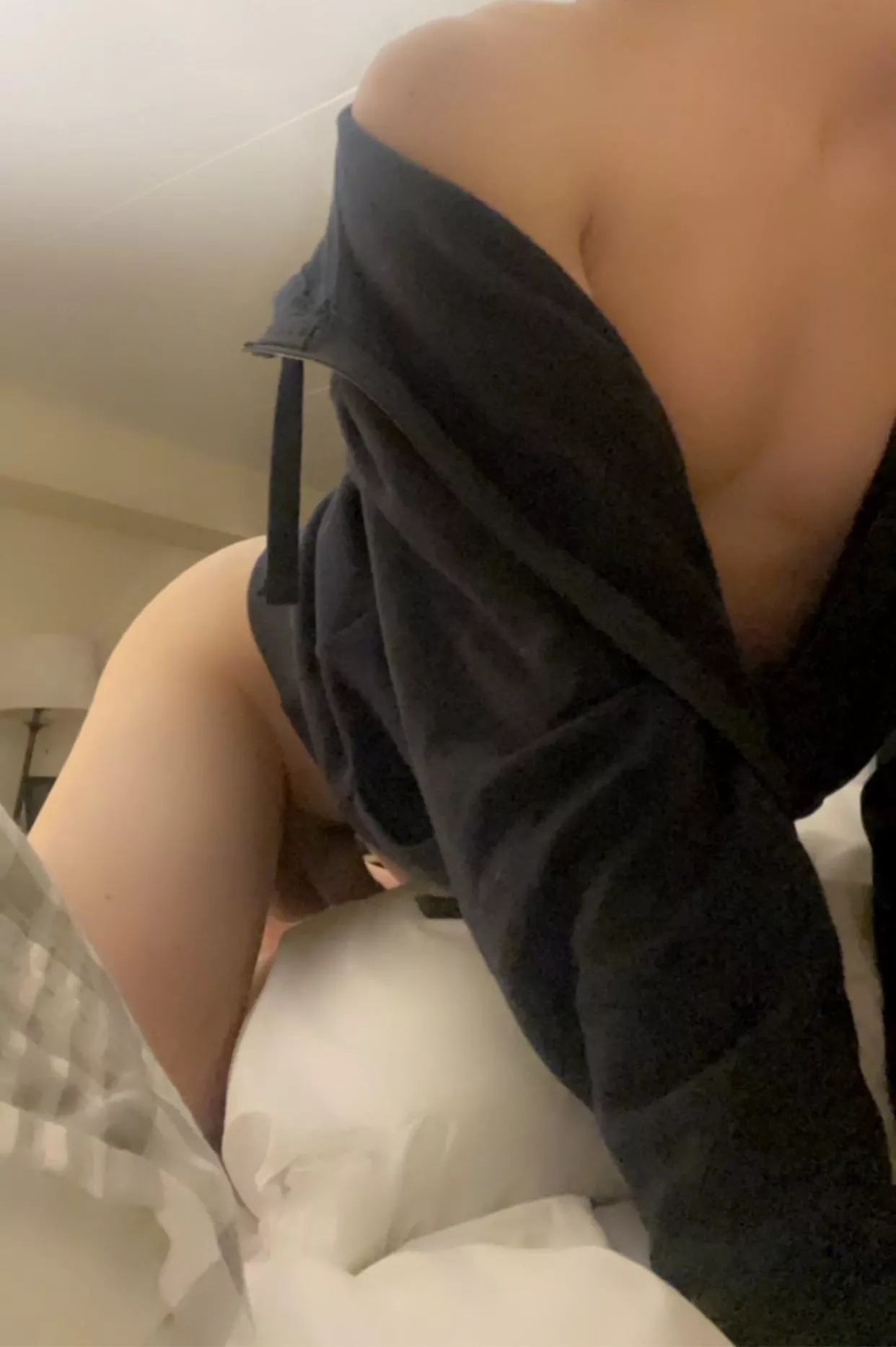 No lock on my door rn so just gonna pray my roommates don’t walk in lol posted by ada56_