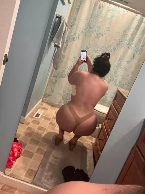 She’s ready by ExplicitGems